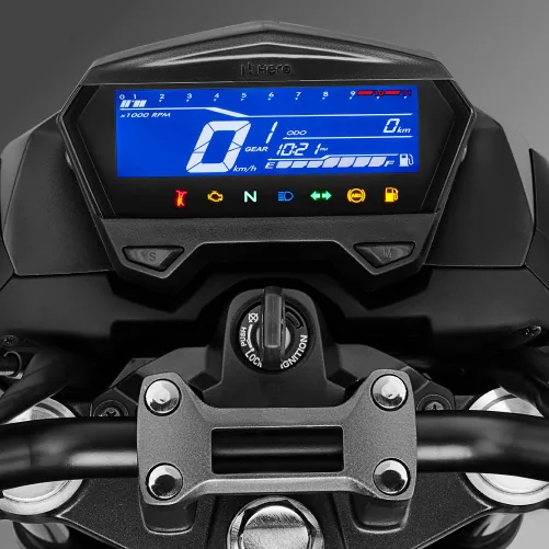 Tecnología Autosail para conducción en la Hero Hunk 160R